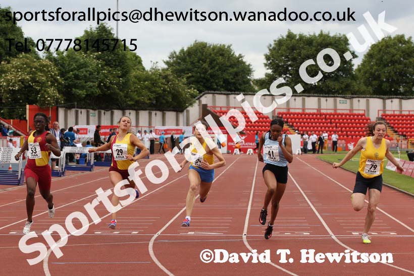 Senior girls 100 metres, 2015 English Schools, Gateshead. Photo: David T. Hewitson/Sports for All Pics